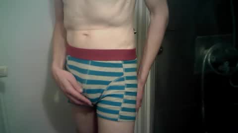 Snapshot of junior25nl chatting on January 5, 7:17 pm Junior online show from January 5, 7:17 pm