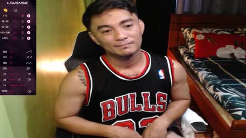 Snapshot of justcallmekarl chatting on October 25, 6:37 am Karl online show from October 25, 6:37 am