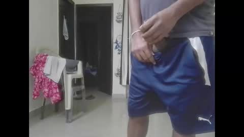 justfun_____ online show from April 14, 4:39 pm