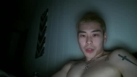 Snapshot of justhereforfuns7t chatting on February 24, 5:00 am justhereforfuns7t online show from February 24, 5:00 am