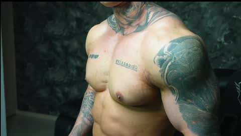 justin clark1 online show from May 30, 5:51 am