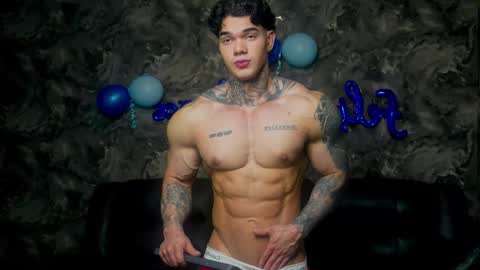 justin clark1 online show from March 17, 3:31 am