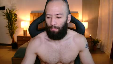 Justin online show from January 7, 7:35 am