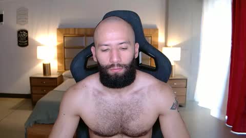 Justin online show from November 26, 11:46 am