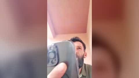 justin_huge online show from July 13, 5:20 am
