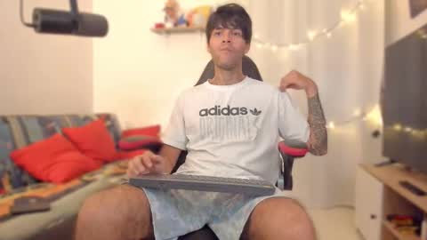 Diego online show from February 12, 7:20 pm