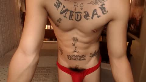 justine_hunk online show from September 14, 6:26 am