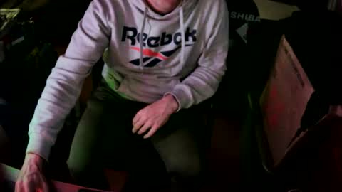 justinelsmith online show from February 3, 8:57 am