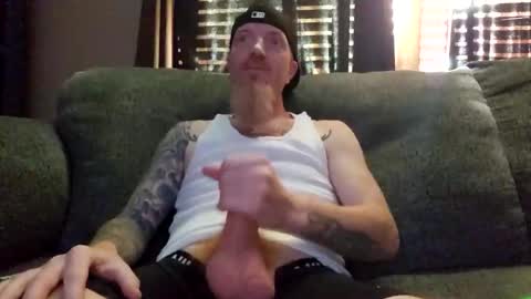 Snapshot of justinfromthadro chatting on October 29, 10:56 pm justinfromthadro online show from October 29, 10:56 pm