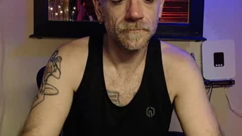 justinmoore1987 online show from March 7, 1:29 pm