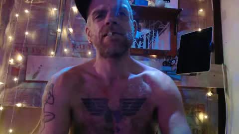 justinmoore1987 online show from January 16, 2:41 pm