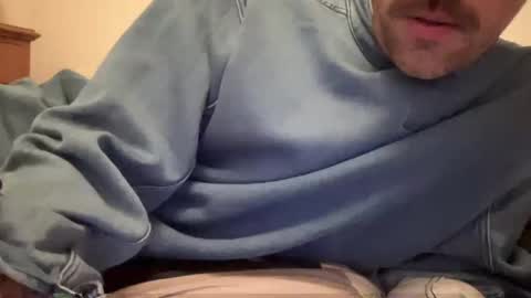 Snapshot of justmeandyou00 chatting on March 1, 2:26 am justmeandyou00 online show from March 1, 2:26 am