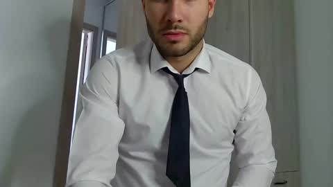 Justin online show from February 21, 7:01 am