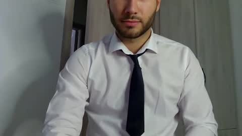 Justin online show from February 4, 6:14 am