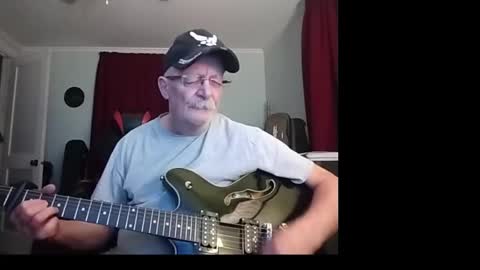 kabriggs137 online show from December 5, 2:18 am