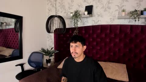 jhon online show from February 13, 11:59 am