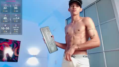 Kami online show from February 19, 7:10 pm