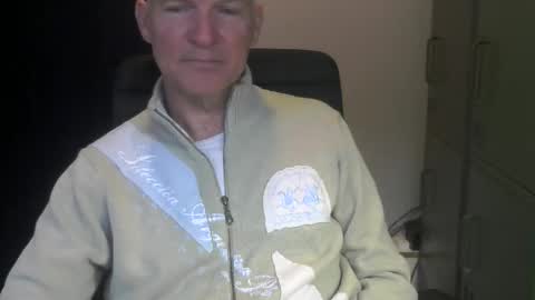 Robbie online show from March 26, 6:28 am