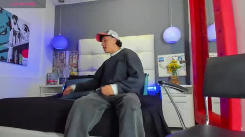 ---Kary--- online show from February 22, 4:29 am