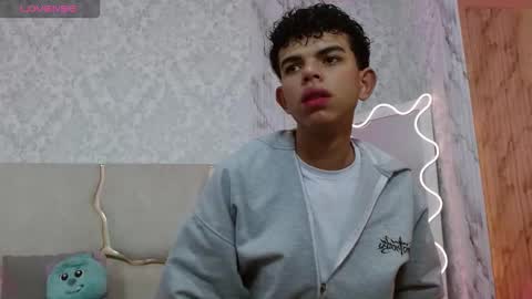  keahi  online show from March 9, 11:48 am