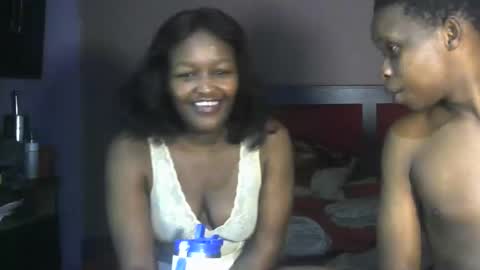 keemo365581 online show from May 7, 1:16 am
