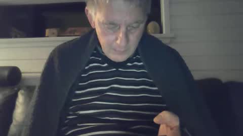 kelddickjerking140295 online show from November 9, 11:31 pm