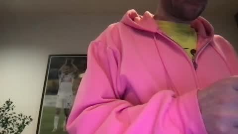 Snapshot of kelkun2828 chatting on January 12, 4:50 pm kelkun2828 online show from January 12, 4:50 pm