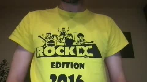 Snapshot of kelkun2828 chatting on January 11, 2:15 pm kelkun2828 online show from January 11, 2:15 pm