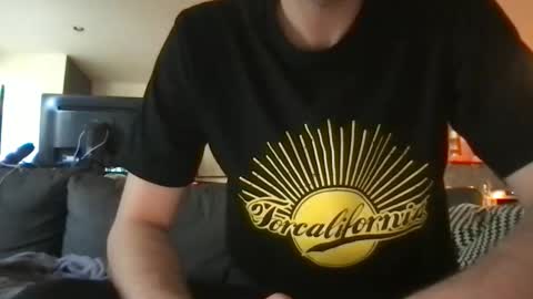 Snapshot of kelkun2828 chatting on October 18, 3:39 pm kelkun2828 online show from October 18, 3:39 pm