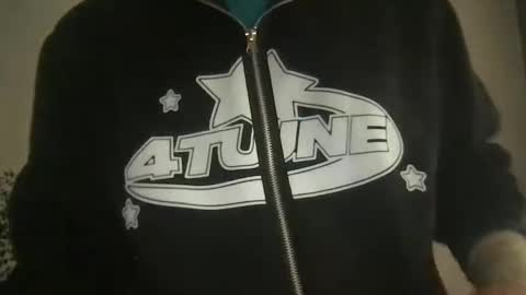 Snapshot of kelkun2828 chatting on September 25, 8:19 pm kelkun2828 online show from September 25, 8:19 pm