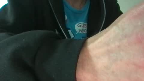 Snapshot of kelkun2828 chatting on September 12, 10:43 pm kelkun2828 online show from September 12, 10:43 pm