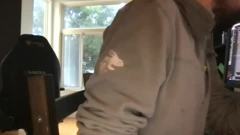 Snapshot of kelkun2828 chatting on December 17, 4:43 pm kelkun2828 online show from December 17, 4:43 pm