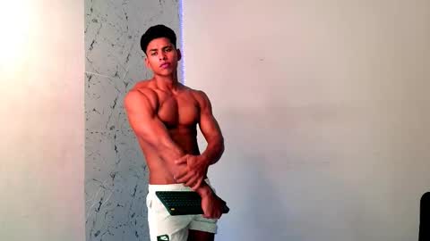 ken__owensx online show from September 18, 5:09 am