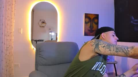 kendel_dimitri online show from February 6, 9:39 am