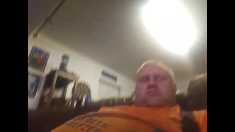 looking 4 free c2c online show from September 17, 3:35 pm