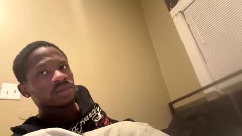 keonuw261682 online show from December 15, 8:33 am