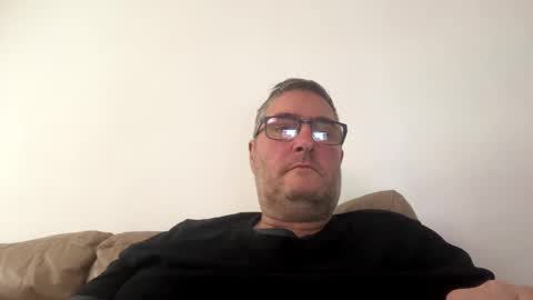 kevfromchat online show from December 8, 11:57 am