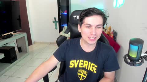 Kevin online show from January 22, 12:06 am