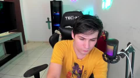 Kevin online show from February 22, 12:05 am