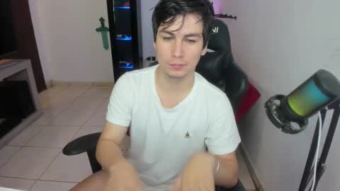 Kevin online show from October 3, 11:43 pm