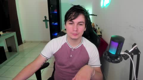 Kevin online show from December 18, 12:10 am