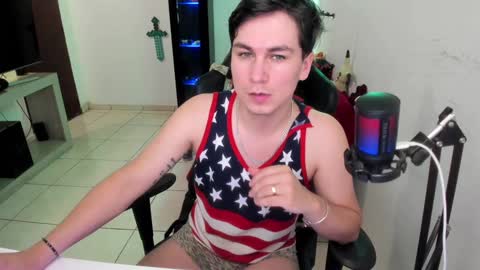 Kevin online show from December 28, 12:04 am