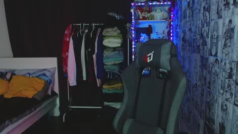 Kevin online show from December 11, 3:47 am