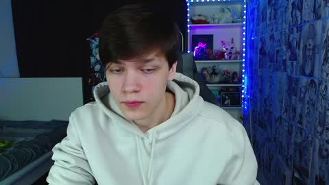 Kevin online show from February 7, 3:45 am