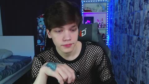 Kevin online show from February 6, 4:53 am