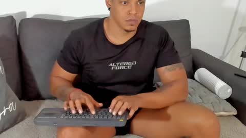 Kevin Lance online show from January 2, 8:06 am