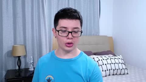 Kevin online show from March 26, 12:15 am