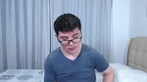 Kevin online show from November 15, 6:54 pm