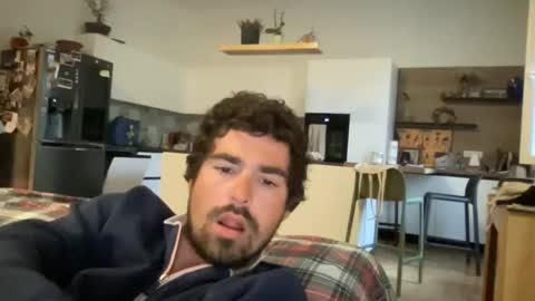 kevinpillobello online show from April 14, 4:39 pm