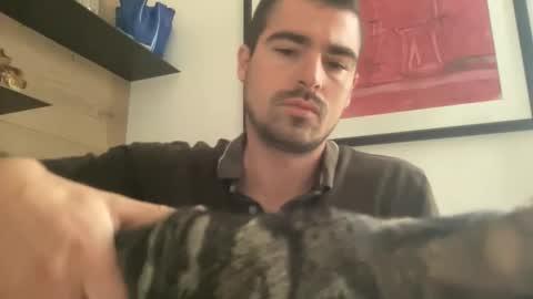 kevinpillobello online show from November 30, 1:35 pm